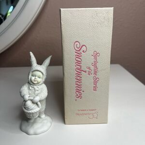 Snowbunnies A Tisket, A Tasket